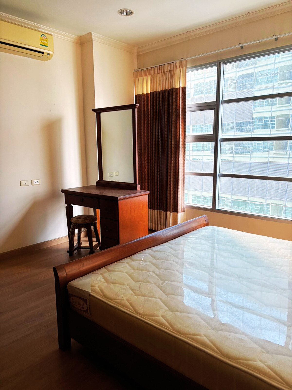 ขายคอนโดราชเทวี พญาไท : 🎯 โอกาสทองใจกลางสยาม! ทำเล Rare Item ที่นักลงทุนและคนหาบ้านไม่ควรพลาด ที่ "บ้านกลางกรุง สยาม-ปทุมวัน"