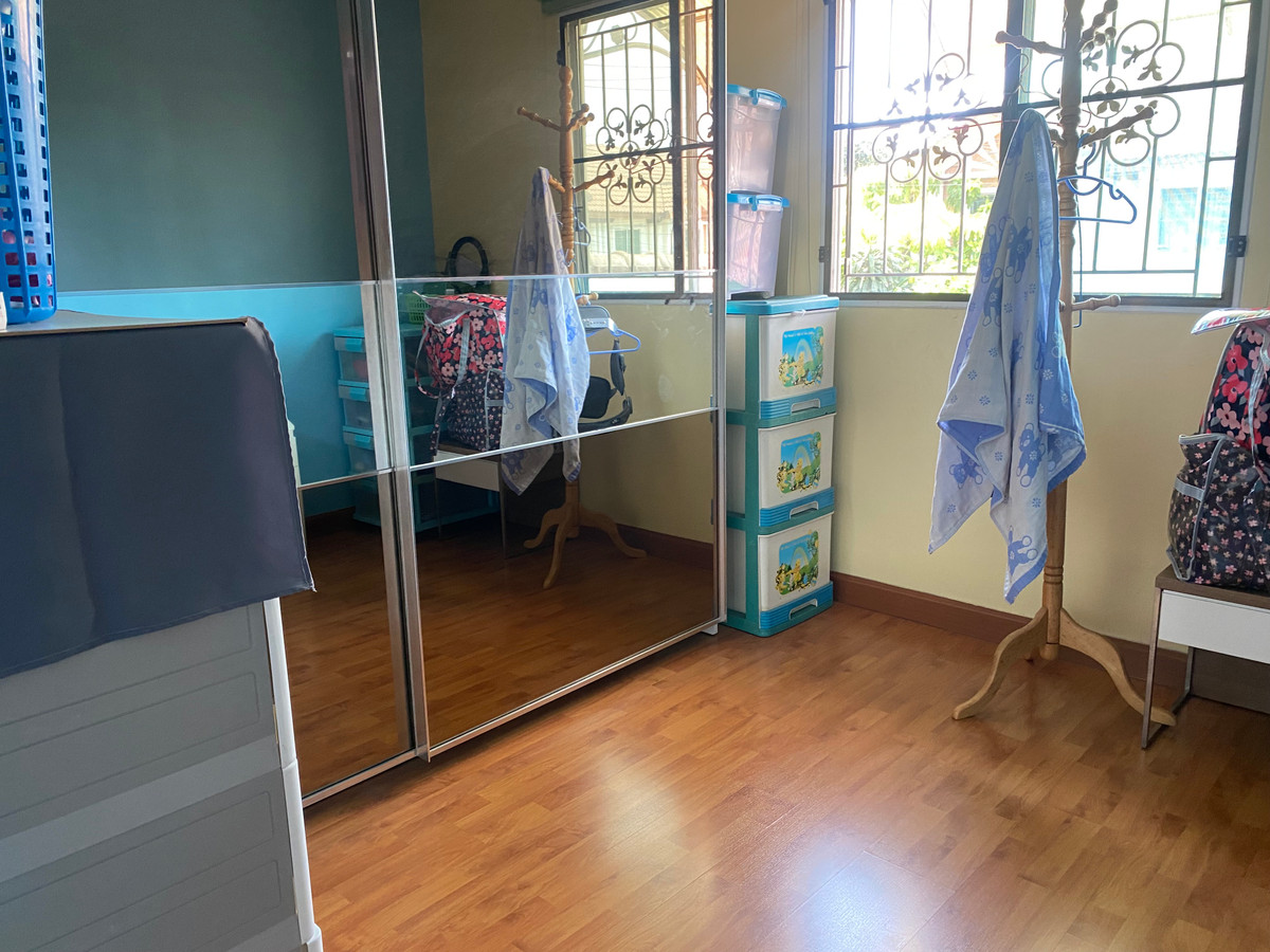 For SaleTownhomeNakhon Pathom : 95813 - 2-story townhouse for sale, Pruksa Ville 10 project, Soi Krathum Lom 19, Nakhon Pathom Province.