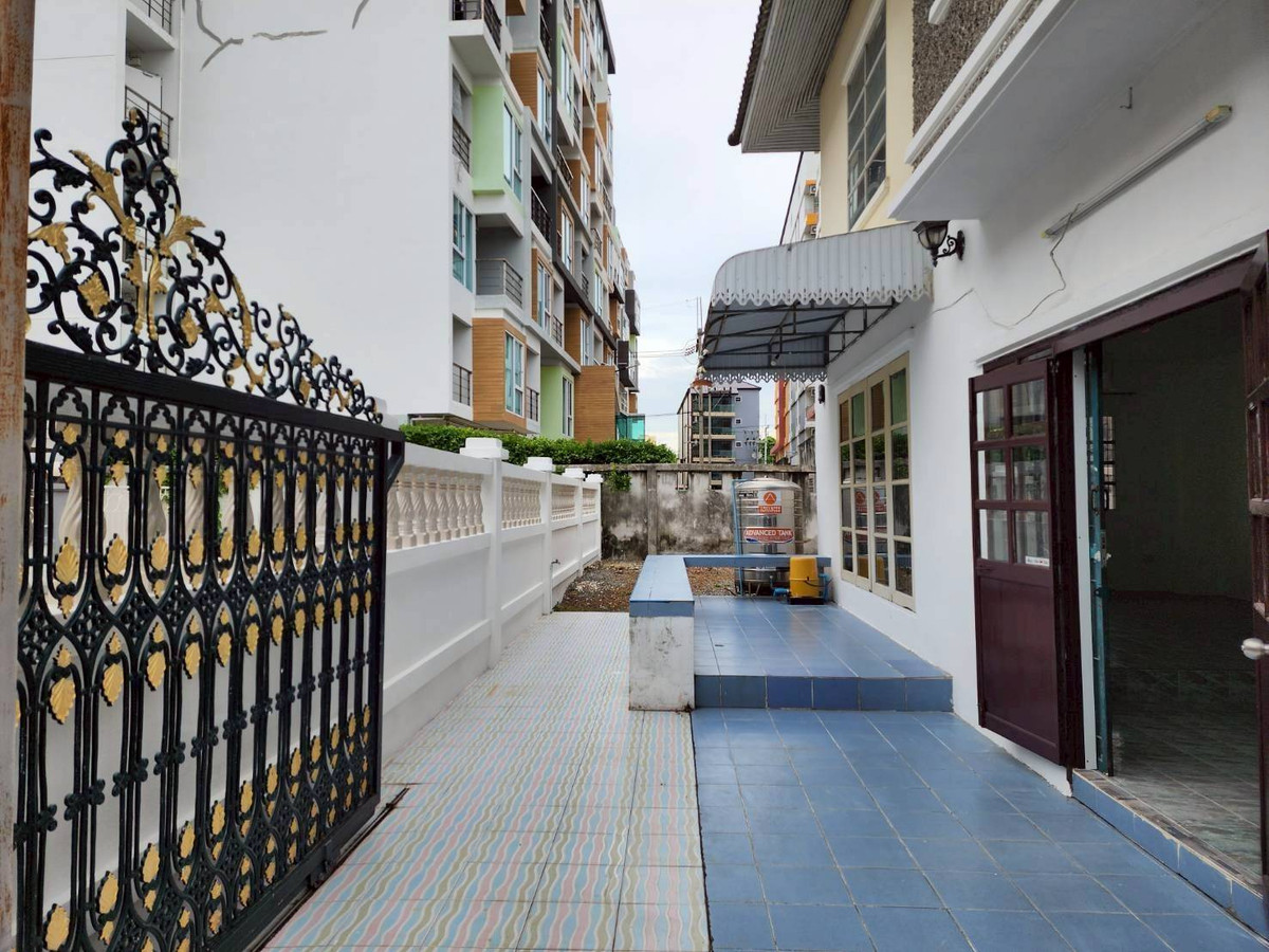 ขายบ้านพัทยา บางแสน ชลบุรี สัตหีบ : Owner Post ขายบ้านเดี่ยวหลังใหญ่ พื้นที่กว้าง ใกล้ ม.บูรพา หาดวอน / 2 ชั้น 88 ตร.ว. โทร 0937890899