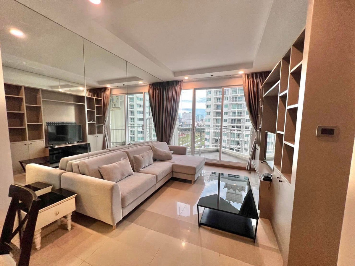 ให้เช่าคอนโดพระราม 9 เพชรบุรีตัดใหม่ RCA : 🏡 🌳โครงการ : ศุภาลัยเวลลิงตัน 1 
🩷ขนาด 78 ตร.ม 
💗 ชั้น 12
🧼 2 ห้องนอน 2 ห้องน้ำ
🌸 ราคาเช่า : 30,000 /เดือน 
