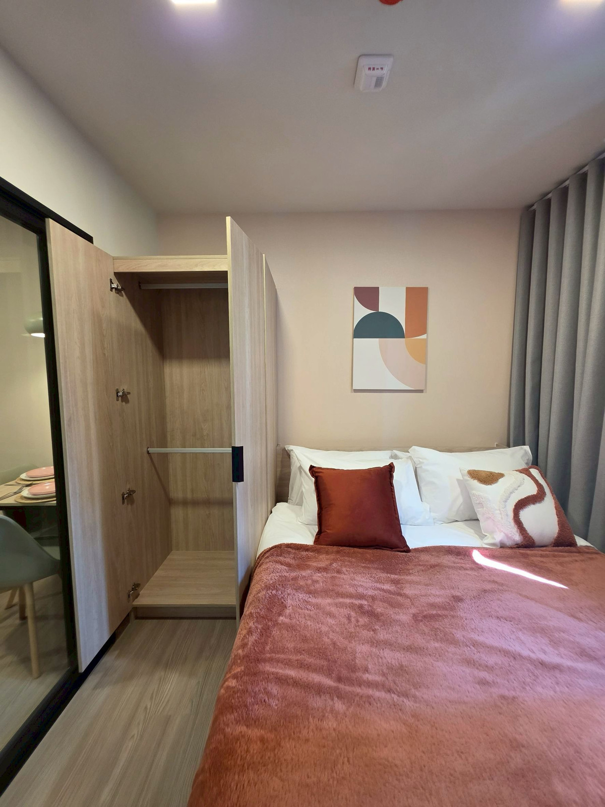 ให้เช่าคอนโดแจ้งวัฒนะ เมืองทอง : ให้เช่า คอนโด เวย์ ชินเขต Vay Chinnakhet  คอนโดใหม่แกะกล่องจากแสนสิริ 