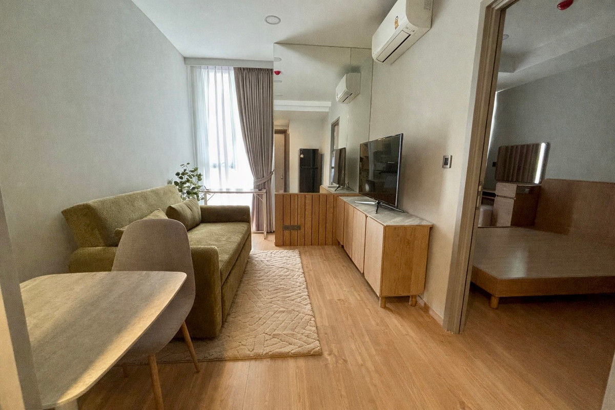 For RentCondoSukhumvit, Asoke, Thonglor : Brand new room, Chewathai Residence Thonglor, has never been rented. Decorated in minimalist style Ready to move in