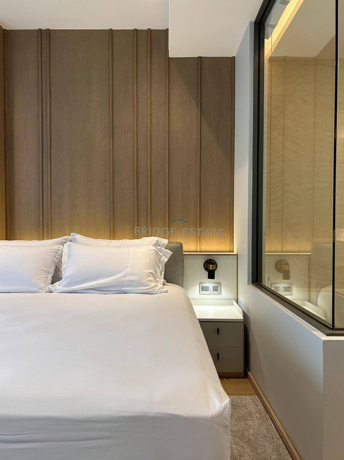 For RentCondoSukhumvit, Asoke, Thonglor : [74k] Rent The Strand Thonglor | 1BR 53.33sqm | 8th Floor | Ultra-Luxury | 30m to BTS