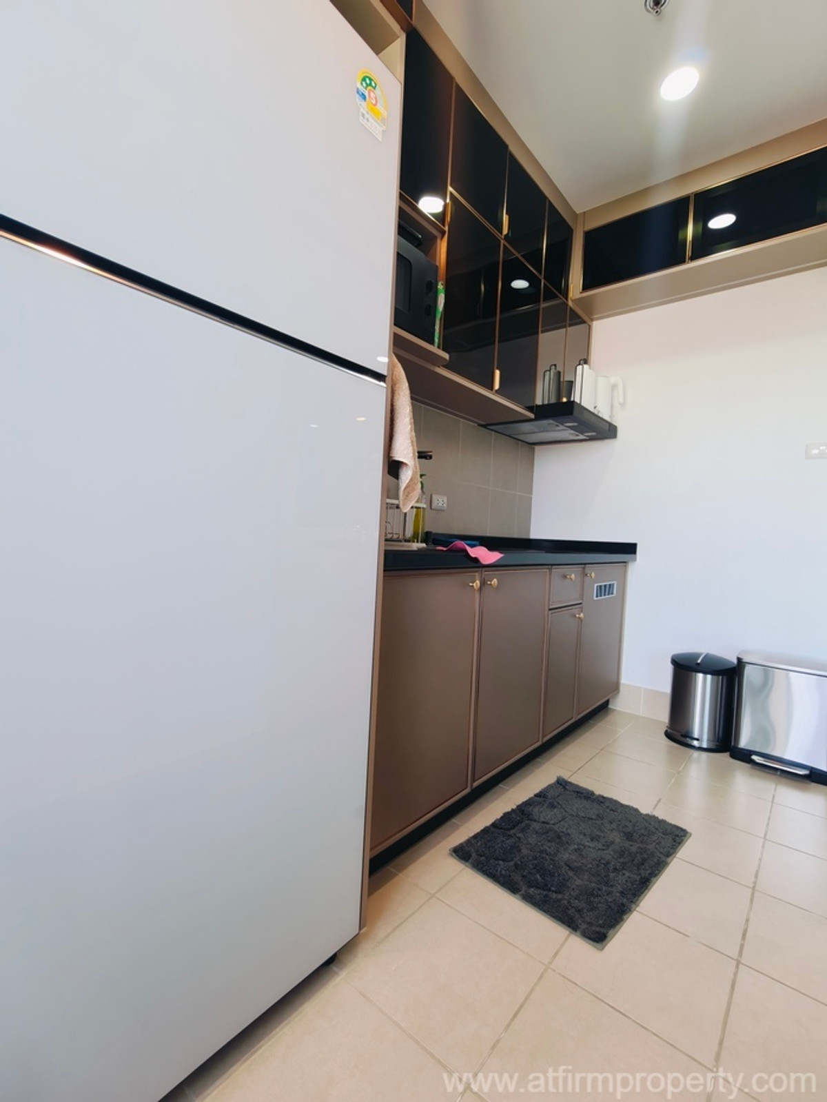 ขายคอนโดรัตนาธิเบศร์ สนามบินน้ำ พระนั่งเกล้า : 💖💖ขายห้องสวยพร้อมอยู่!! คอนโด ศุภาลัย เวอเรนด้า รัตนาธิเบศร์/ 2 ห้องนอน 2 ห้องน้ำ จอดรถได้ 2 คัน ขายเพียง 4.59 ล้านบาท!! บิ้วอินอย่างดี!!/ สนใจสอบถามได้นะคะ Line ID : atfirm2010 💖💖