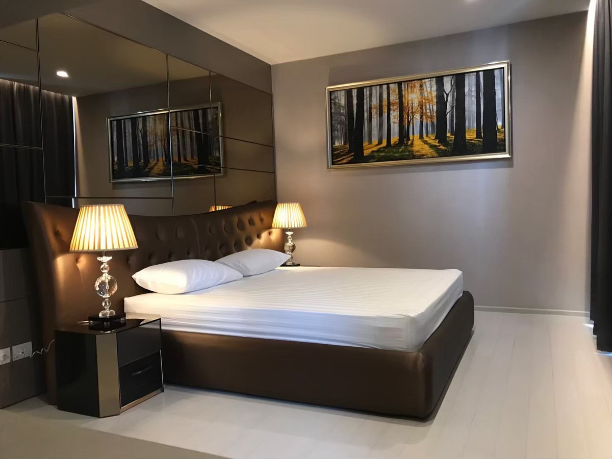 For RentCondoWitthayu, Chidlom, Langsuan, Ploenchit : For Rent Condo Noble Ploenchit 2 Bedroom (S15-26201)