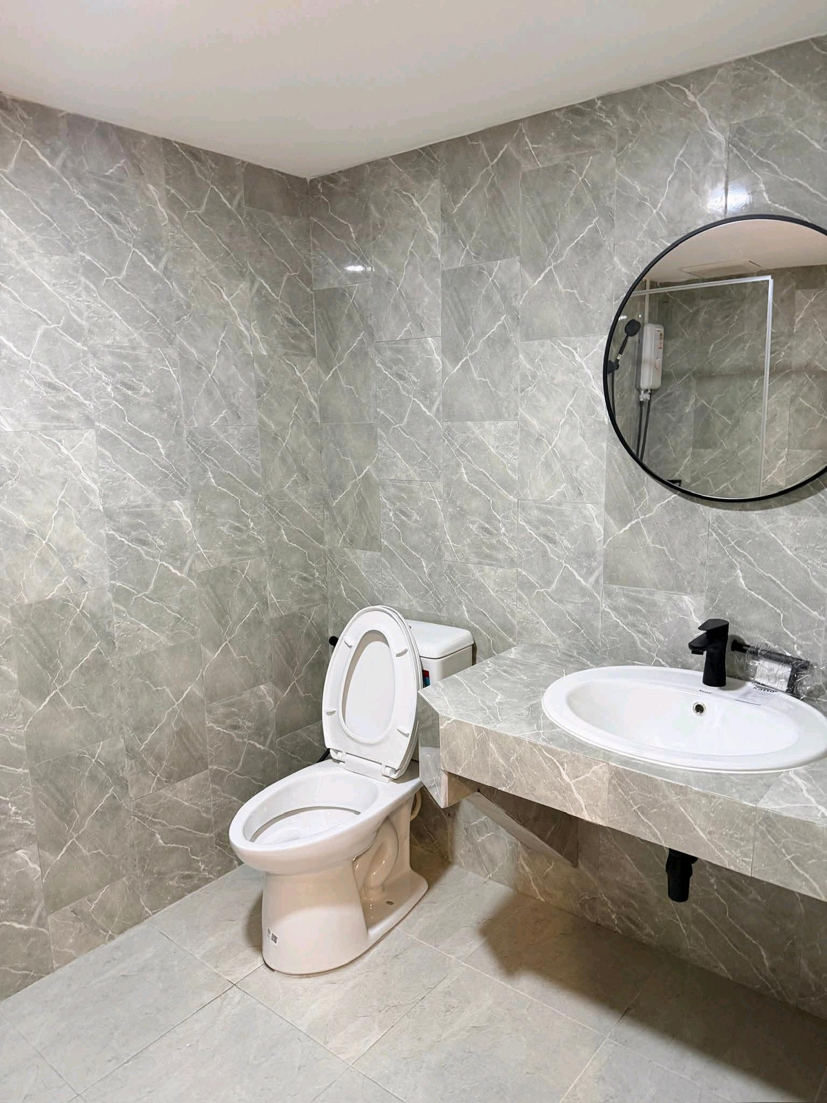 For RentTownhomeSathorn, Narathiwat : 🔥🔥🔥Lan Thong Village💚💚💚