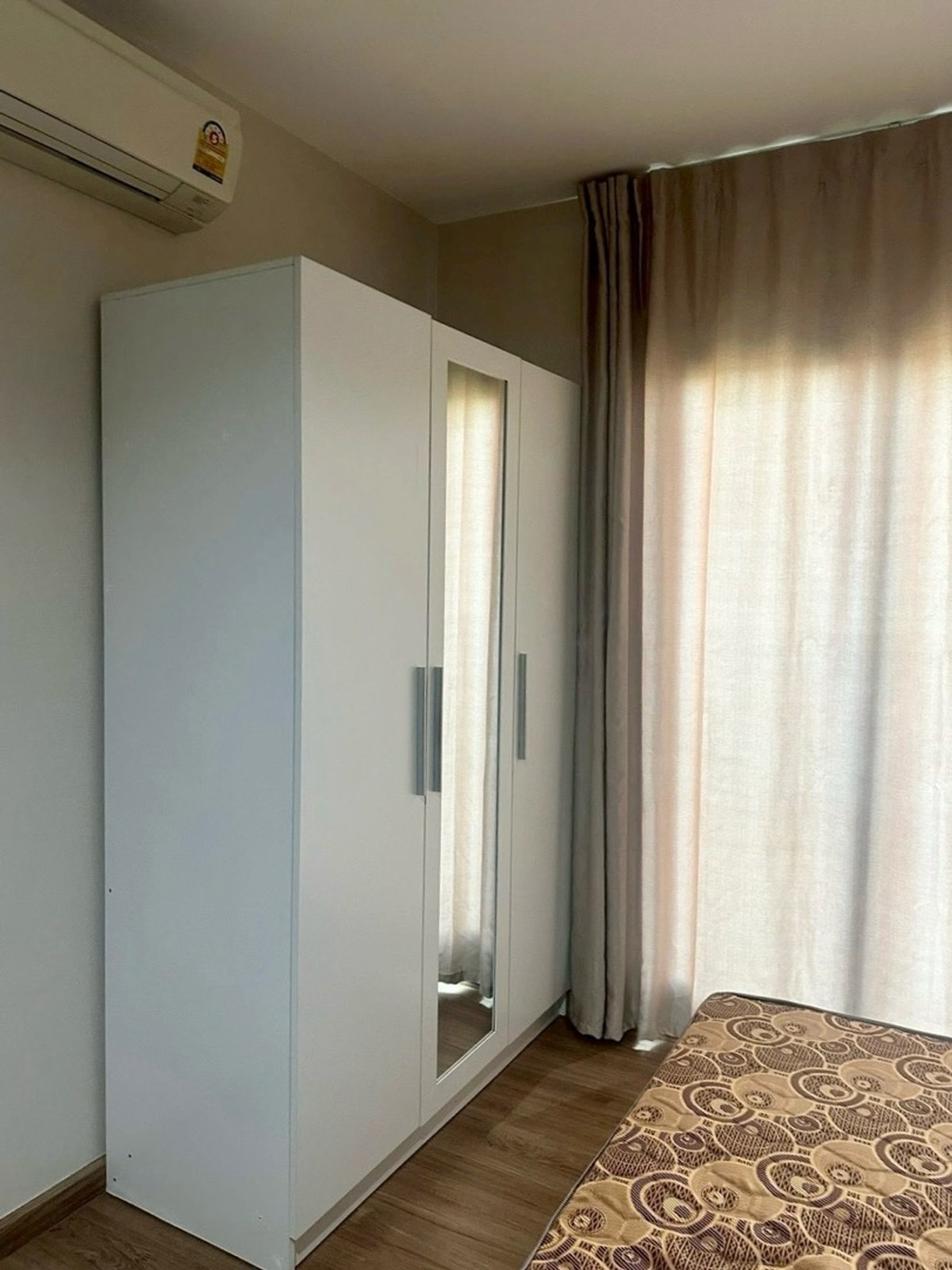 For RentCondoPinklao, Charansanitwong : 💙@condocurator 💙 The Tree Rio Bang - Aor fully furnished. There is a washing machine [PM4807]