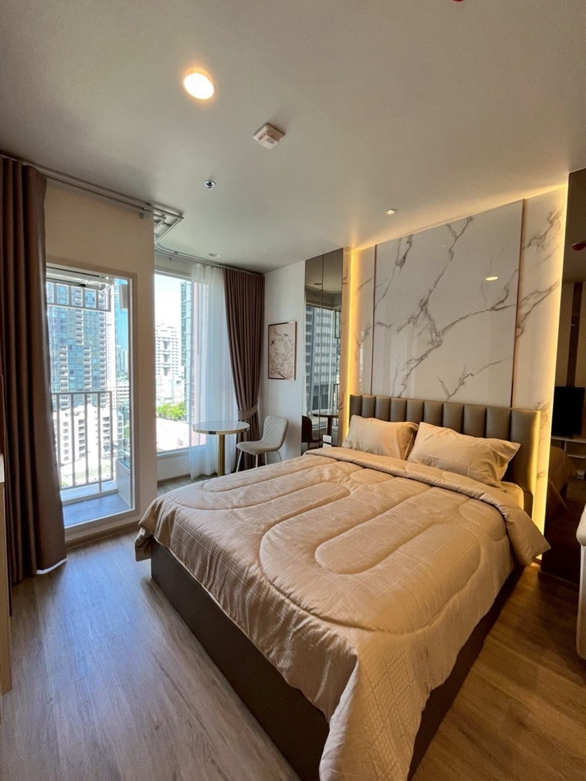 For RentCondoSukhumvit, Asoke, Thonglor : ✨For Rent- Culture Thonglor 
Studio type 28 sq.m. ✨