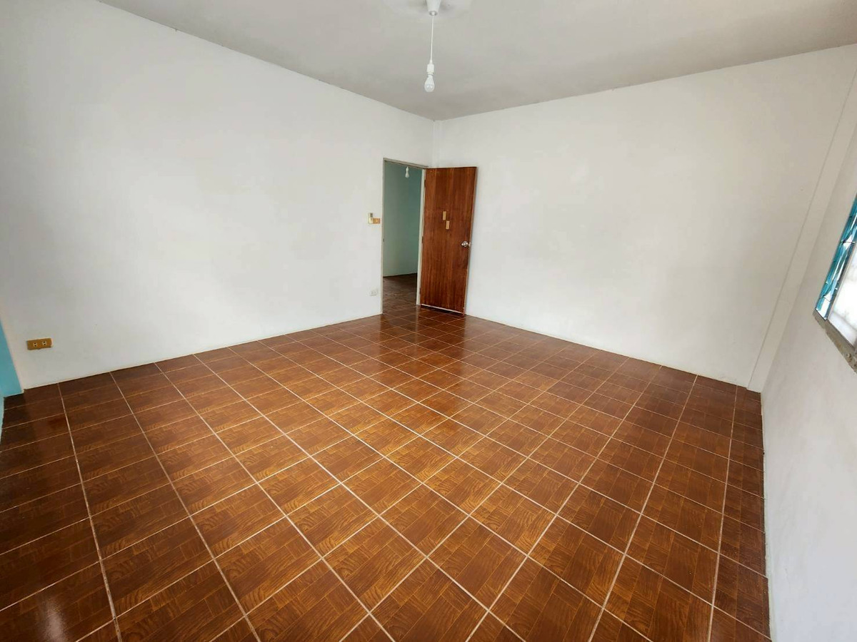 ขายบ้านพัทยา บางแสน ชลบุรี สัตหีบ : Owner Post ขายบ้านเดี่ยวหลังใหญ่ พื้นที่กว้าง ใกล้ ม.บูรพา หาดวอน / 2 ชั้น 88 ตร.ว. โทร 0937890899