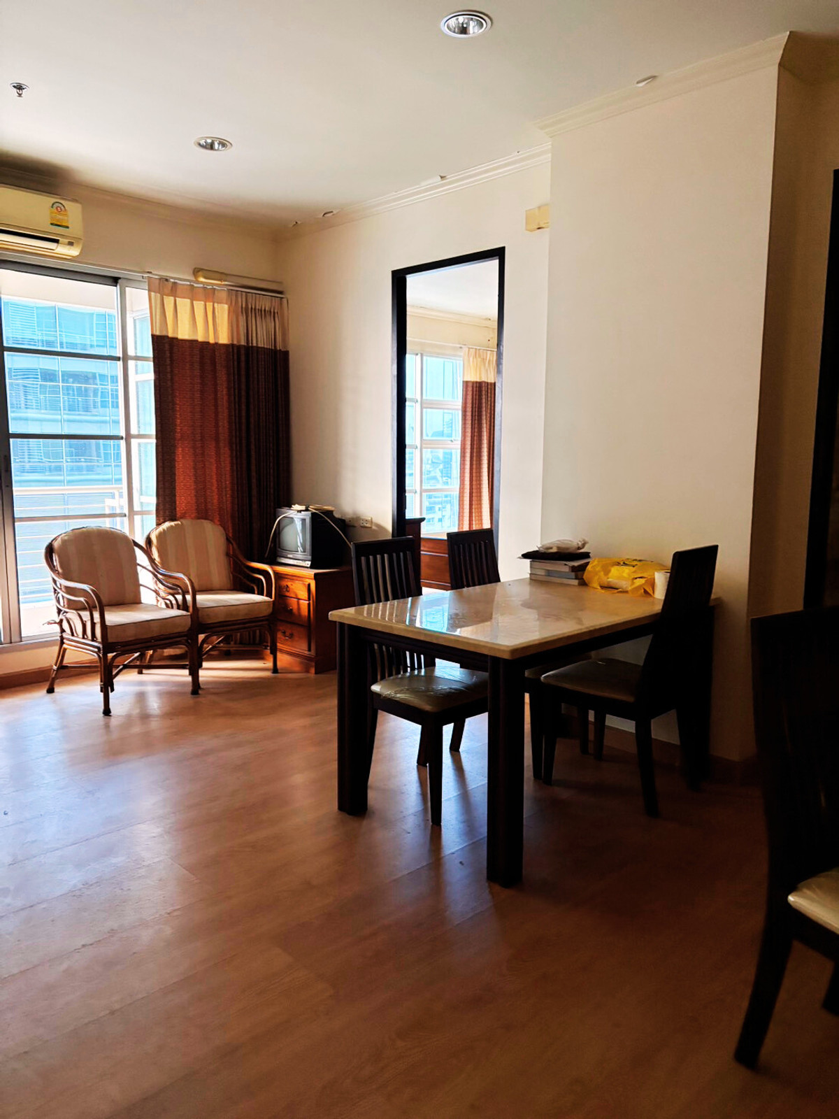 ขายคอนโดราชเทวี พญาไท : 🎯 โอกาสทองใจกลางสยาม! ทำเล Rare Item ที่นักลงทุนและคนหาบ้านไม่ควรพลาด ที่ "บ้านกลางกรุง สยาม-ปทุมวัน"