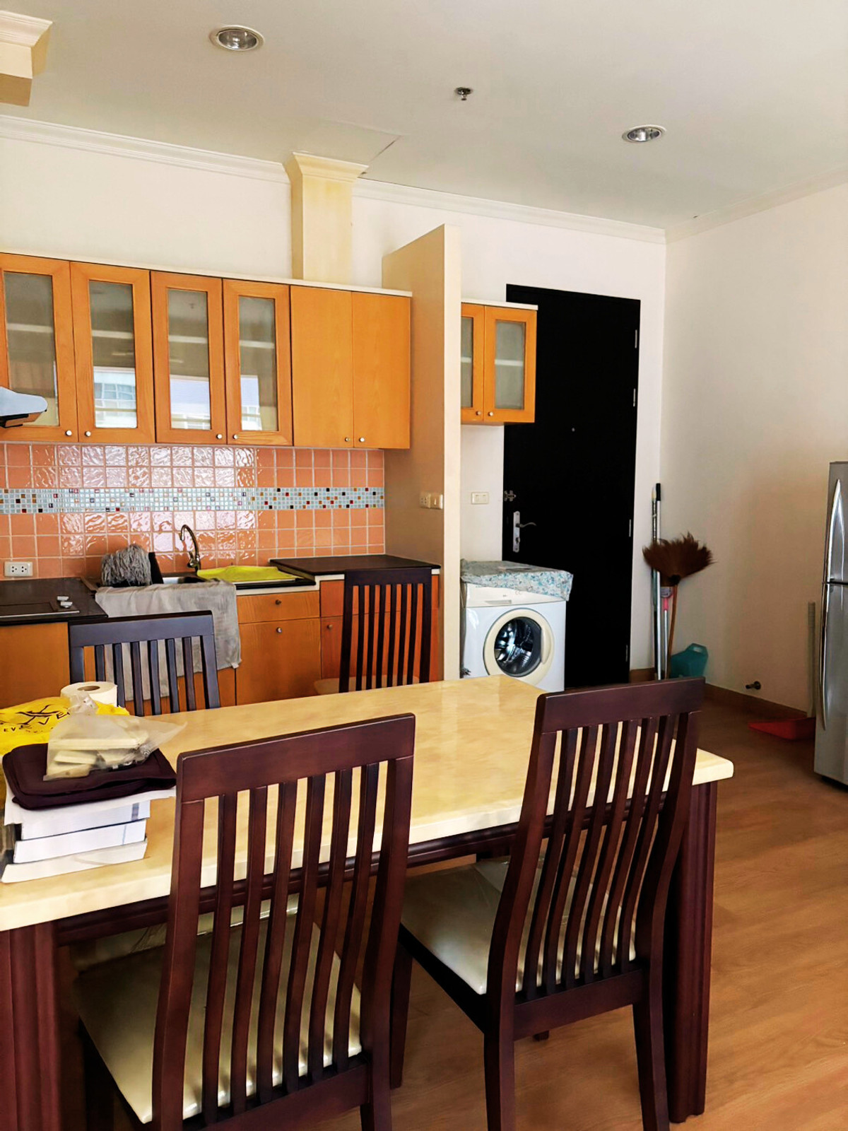 For SaleCondoRatchathewi,Phayathai : 🎯 Prime Location Alert! A Rare Gem for Investors & Urban Dwellers at "Baan Klang Krung Siam-Pathumwan"