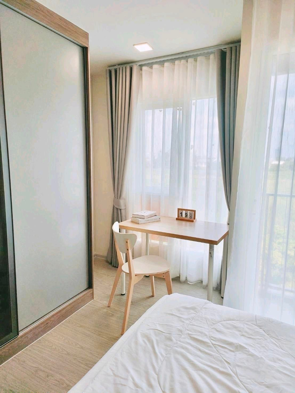 For RentCondoPathum Thani,Rangsit, Thammasat : 📍 Kave Town Island | Water park condo next to Bangkok University.
