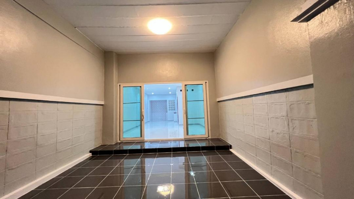 ขายทาวน์โฮมนนทบุรี บางใหญ่ บางบัวทอง : ขายทาวน์เฮ้าส์/ทาวน์โฮม บ้านมนวดี บางคูรัด บางบัวทอง นนทบุรี CX-146635