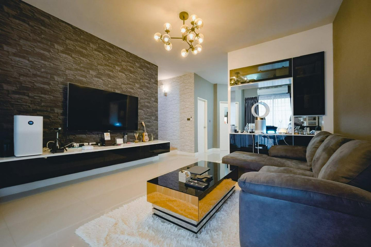 For RentTownhomePinklao, Charansanitwong : Cherkoon Sathorn-Ratchapruek 