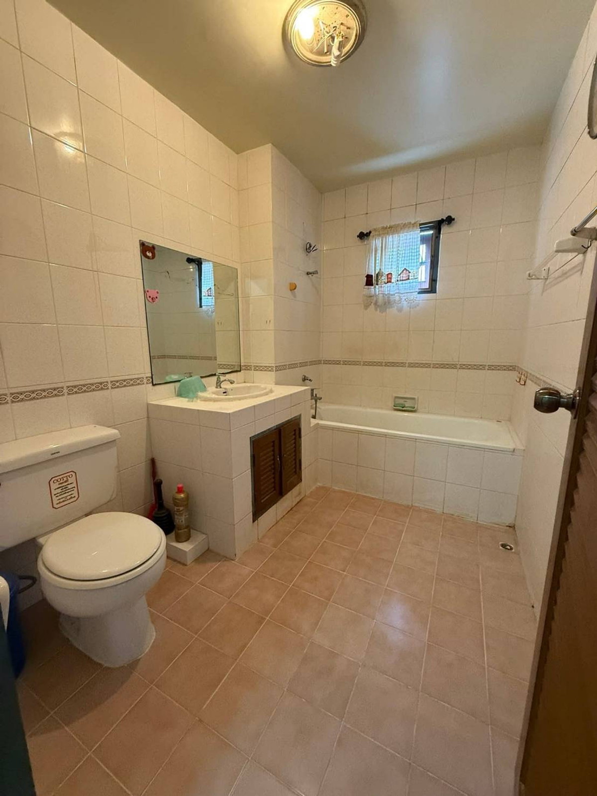 ขายทาวน์โฮมรามคำแหง หัวหมาก : ทาวน์เฮ้าส์ หมู่บ้านศรีวรา ทาวน์อินทาวน์ / 4 ห้องนอน (ขาย), Townhouse Srivara Town in Town / 4 Bedrooms (FOR SALE) JANE033