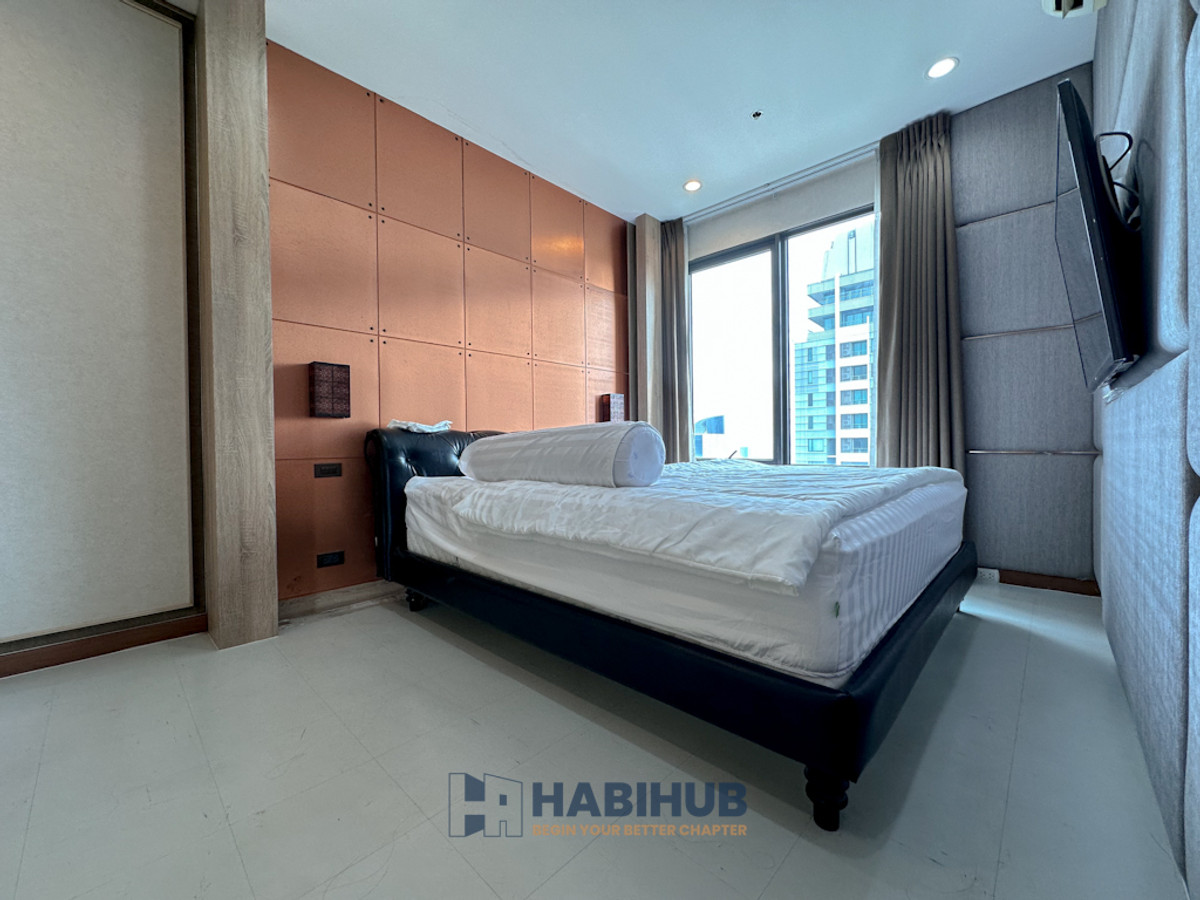 ขายคอนโดพระราม 9 เพชรบุรีตัดใหม่ RCA : 🏠✨ Villa Asoke | ขายคอนโด 3 ห้องนอน (HBH-HL-36)