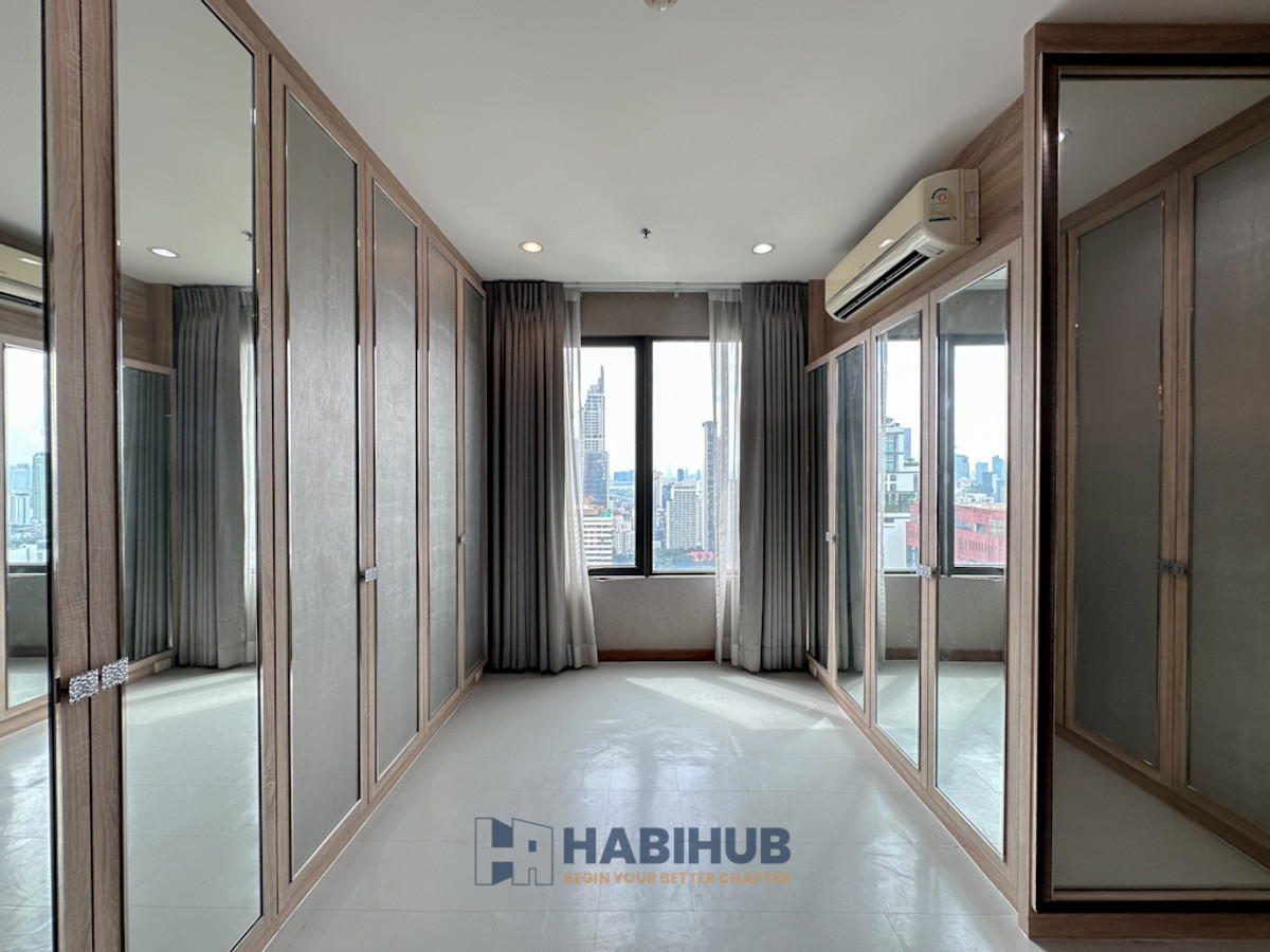 ขายคอนโดพระราม 9 เพชรบุรีตัดใหม่ RCA : 🏠✨ Villa Asoke | ขายคอนโด 3 ห้องนอน (HBH-HL-36)