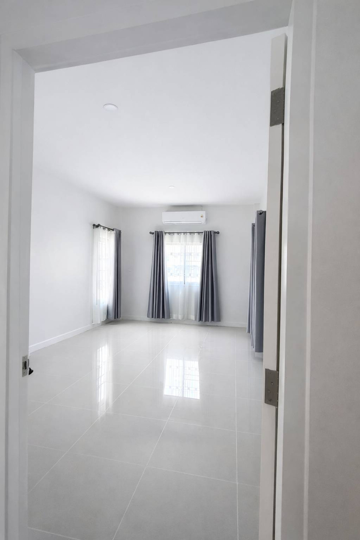 ขายบ้านโคราช นครราชสีมา : 95537 - ขาย บ้านเดี่ยวทำเลดี ใจกลาง ขามทะเลสอ นครราชสีมา 109 ตรว. ราคาไม่ถึง 3 ล้าน