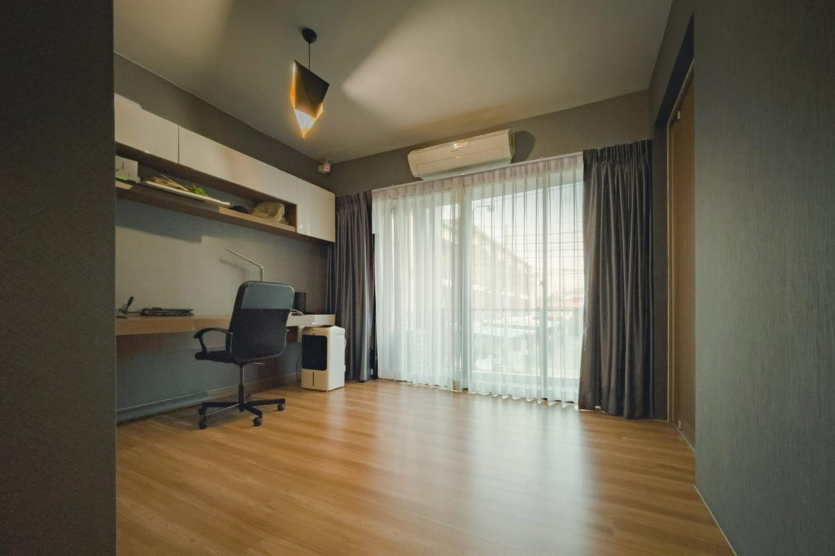 ให้เช่าทาวน์โฮมปิ่นเกล้า จรัญสนิทวงศ์ : เฌอคูน สาทร-ราชพฤกษ์ 