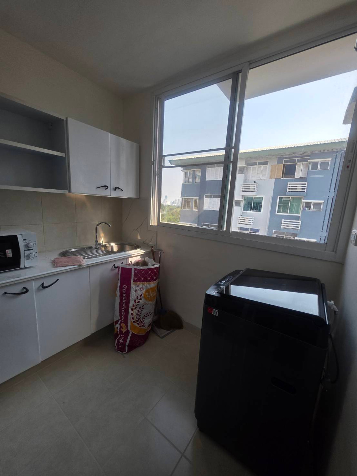 ให้เช่าคอนโดรัชดา ห้วยขวาง : YR4774 ให้เช่าห้อง ซิตี้ โฮม รัชดา 10 City Home Ratchada 10 12000บาท