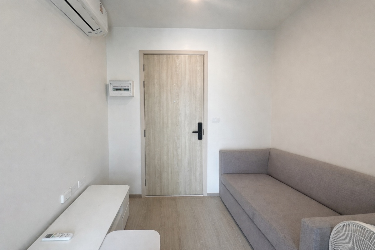 For RentCondoPinklao, Charansanitwong : 💙@condocurator 💙 For rent Nue Noble Faichai - Wanglang, fully furnished. There is a washing machine [PM4808]