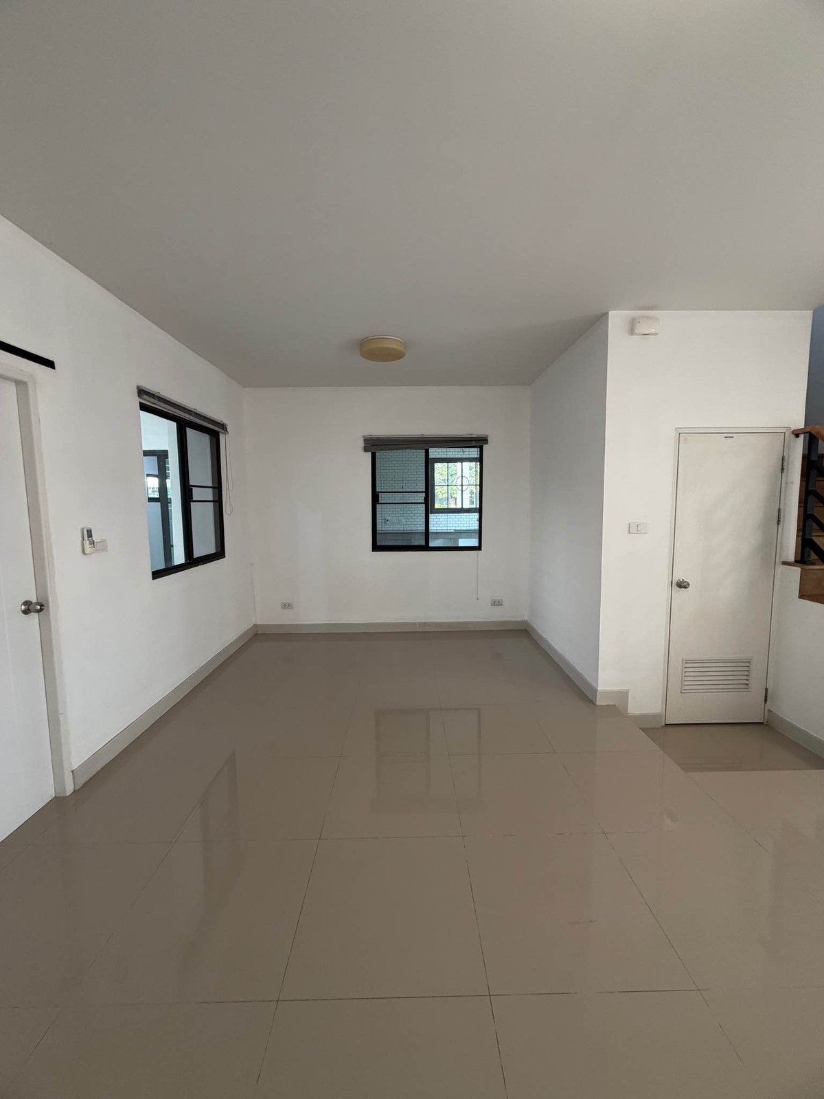 ขายทาวน์โฮมพระราม 5 ราชพฤกษ์ บางกรวย : ทาวน์โฮม พลีโน่ ปิ่นเกล้า - จรัญฯ / 3 ห้องนอน (ขาย), Townhome Pleno Pinklao - Charan / 3 Bedrooms (FOR SALE) AOM088