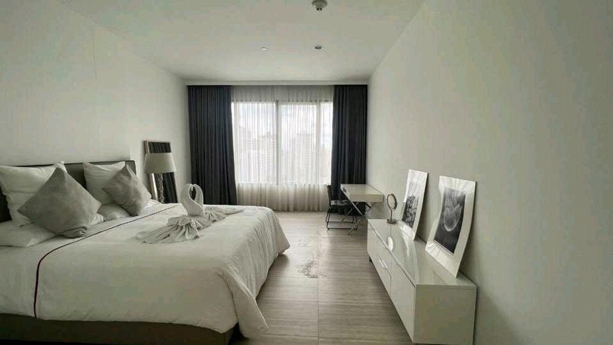 For RentCondoWitthayu, Chidlom, Langsuan, Ploenchit : 📌For RENT | 185 Rajadamri - 2BR Duplex (164 sqm) 200,000 THB