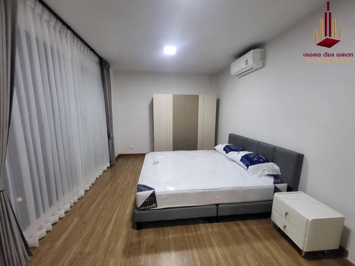 ให้เช่าทาวน์โฮมนวมินทร์ รามอินทรา : ✨ For Rent: Baan Klang Muang Ramintra 83 Station ✨  💰 Only 65,000 THB/month