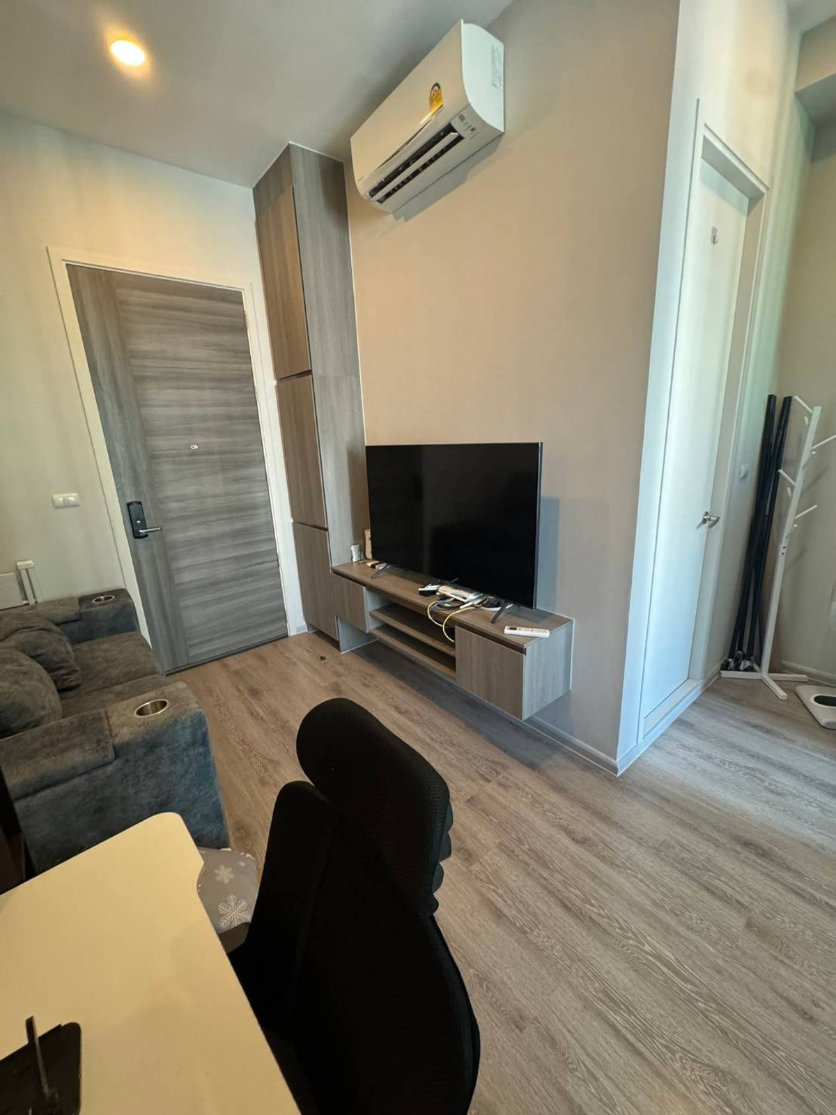 For RentCondoRamkhamhaeng, Hua Mak : 💥CP-10392💥Knightsbridge Collage Ramkhamhaeng👉Line : @rentbkk