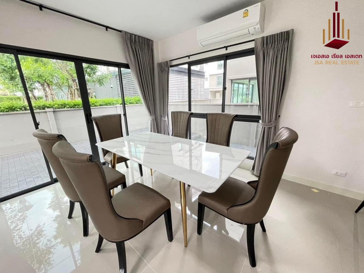 ให้เช่าทาวน์โฮมนวมินทร์ รามอินทรา : ✨ For Rent: Baan Klang Muang Ramintra 83 Station ✨  💰 Only 65,000 THB/month