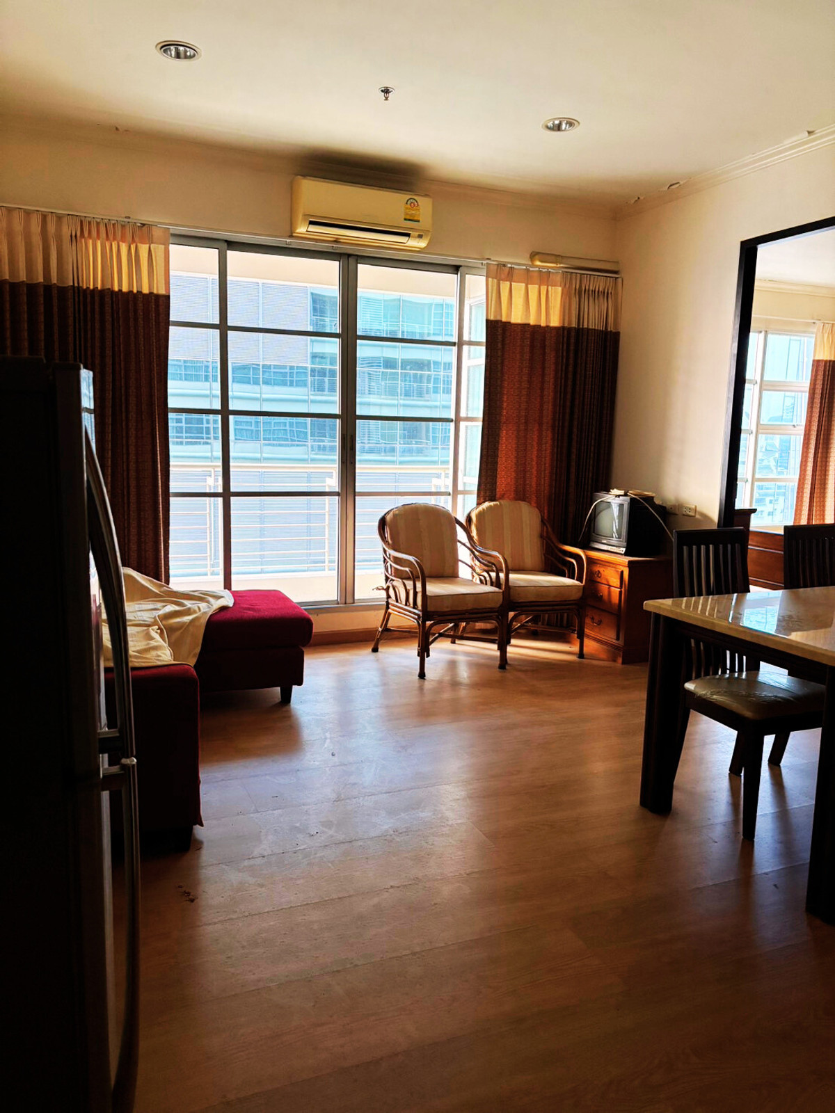 ขายคอนโดราชเทวี พญาไท : 🎯 โอกาสทองใจกลางสยาม! ทำเล Rare Item ที่นักลงทุนและคนหาบ้านไม่ควรพลาด ที่ "บ้านกลางกรุง สยาม-ปทุมวัน"