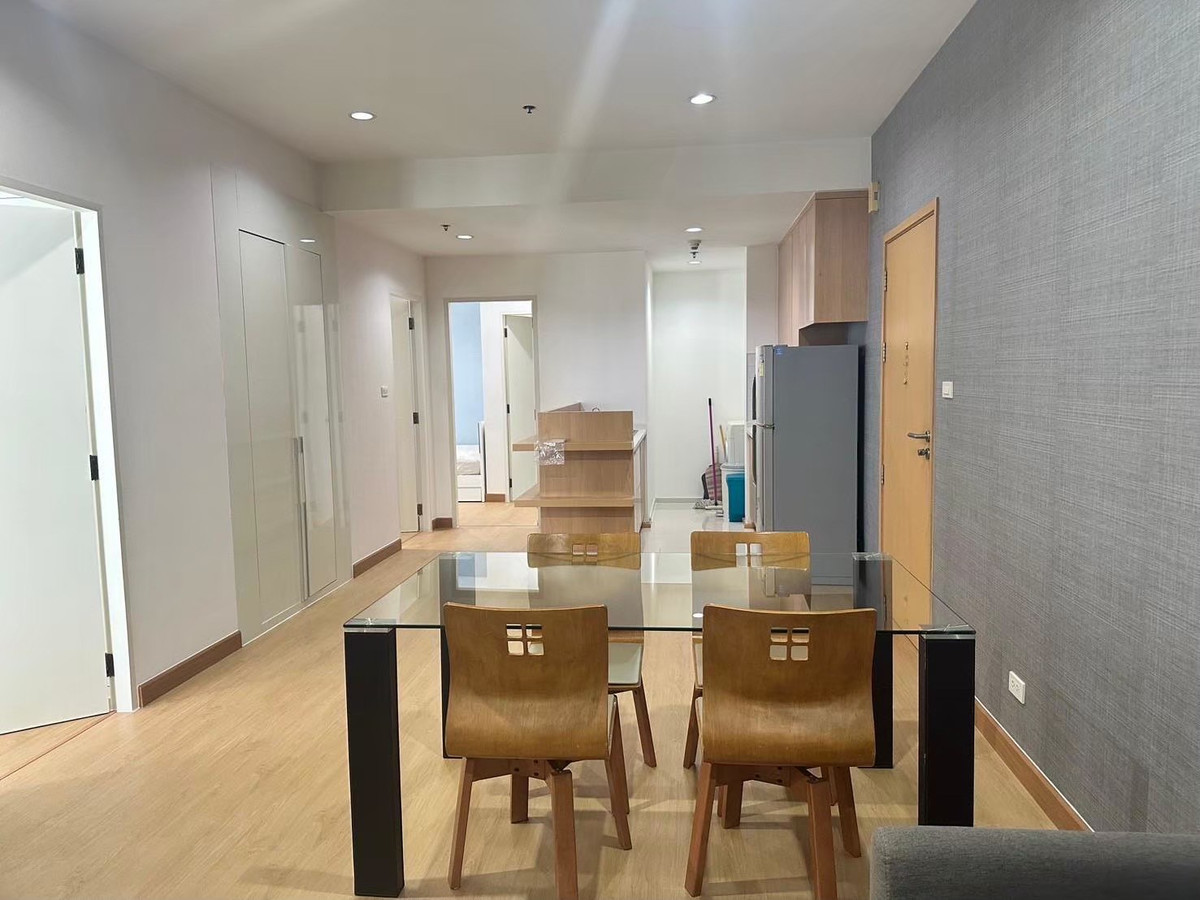 For RentCondoRatchathewi,Phayathai : 🔥Rare Item 🔥3B2B 105sqm. Villa Rachathewi Just 60K/Month Call Ms.Angel(Aumi) 0658209572