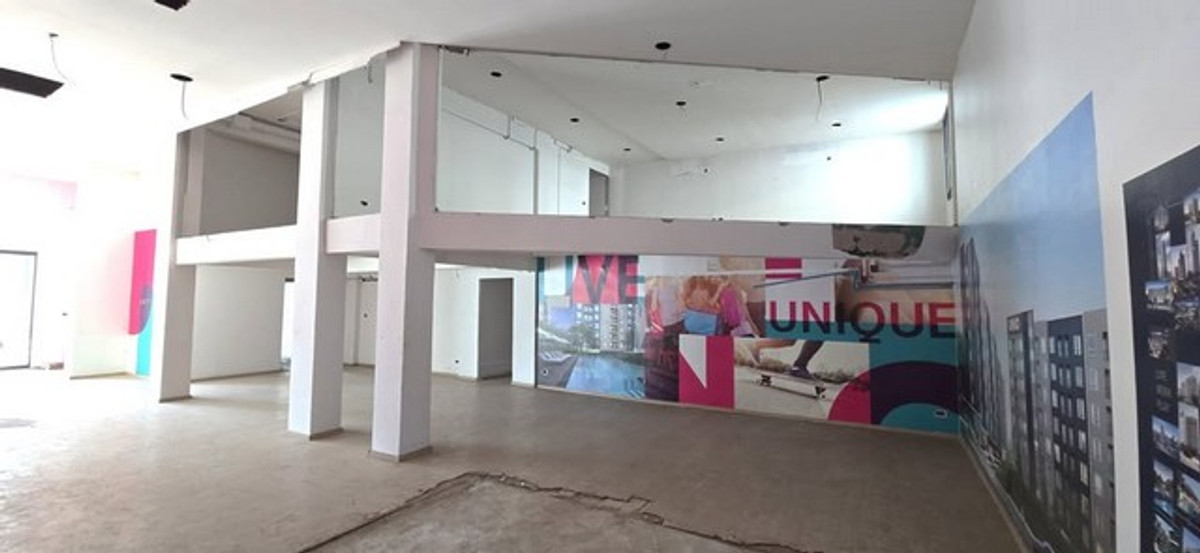 For RentShop HouseThaphra, Talat Phlu, Wutthakat : HR3272 Announcement of commercial building for rent, 4 units, 5 floors, location near the Bangkok Yai District Office. Potential location on the Thonburi side Next to government agencies and communities Convenient travel near the BTS.