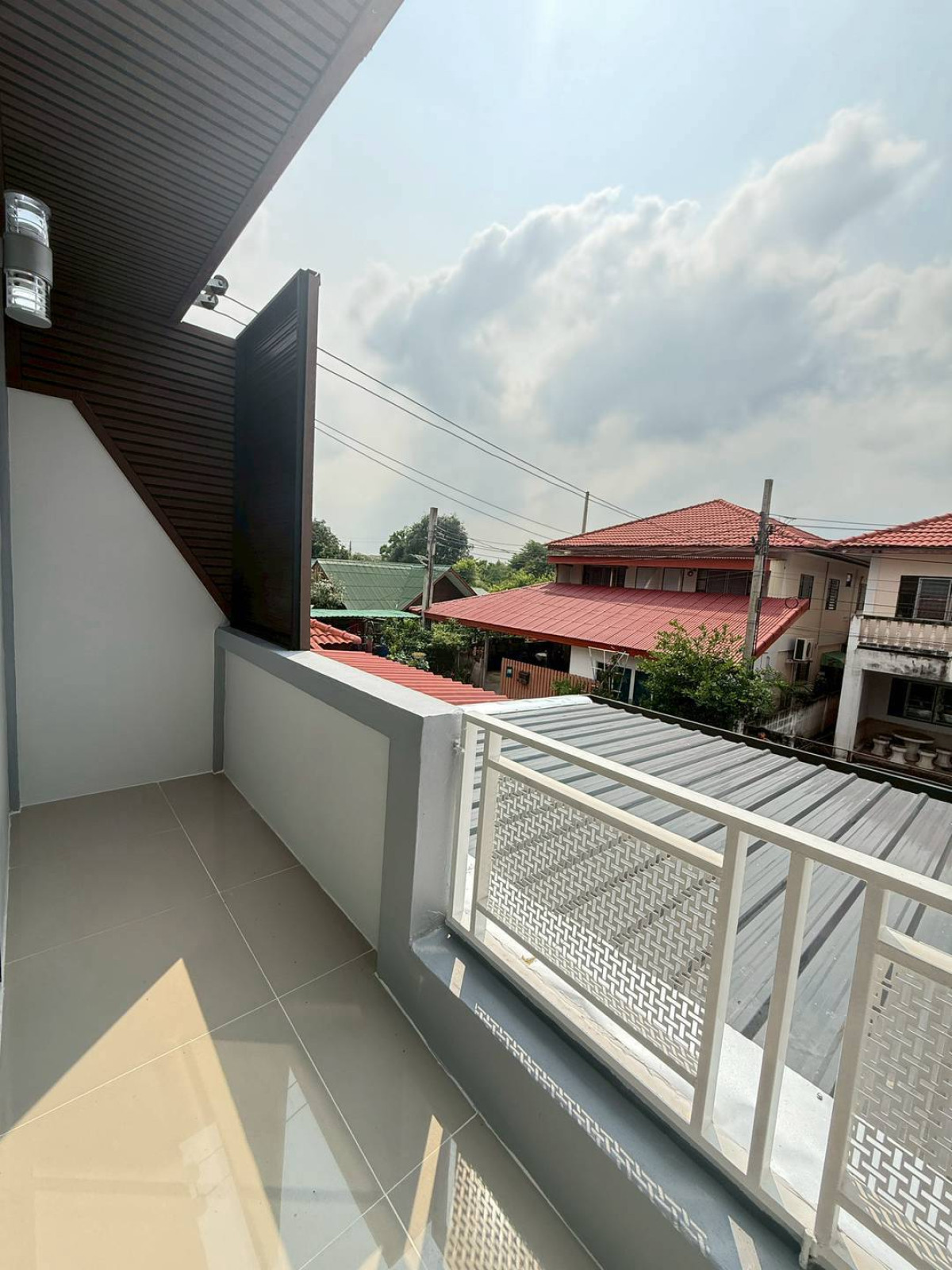 ขายบ้านนนทบุรี บางใหญ่ บางบัวทอง : ขายบ้าน บ้านพระปิ่น 3 หน้ากว้าง รีโนเวทใหม่ MRT-ตลาดบางใหญ่ บางแม่นาง บางใหญ่ นนทบุรี CX-147749