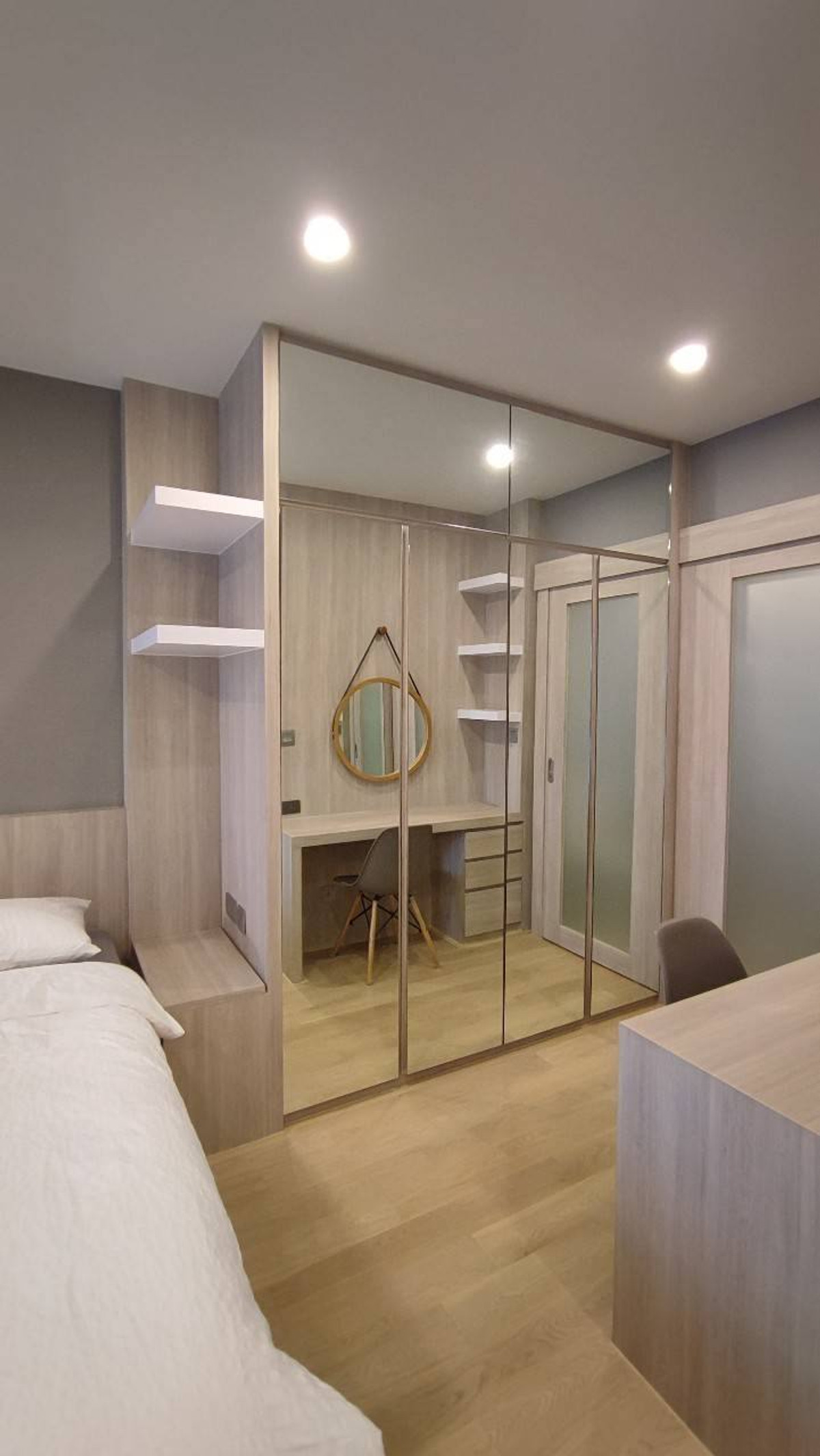 For SaleCondoRatchathewi,Phayathai : Ideo Q Siam Ratchathewi【𝐒𝐄𝐋𝐋 & 𝐑𝐄𝐍𝐓】🔥Luxurious and modern, with a sophisticated style, perfect for the serious urban lifestyle.🔥 Contact Line ID: @hacondo