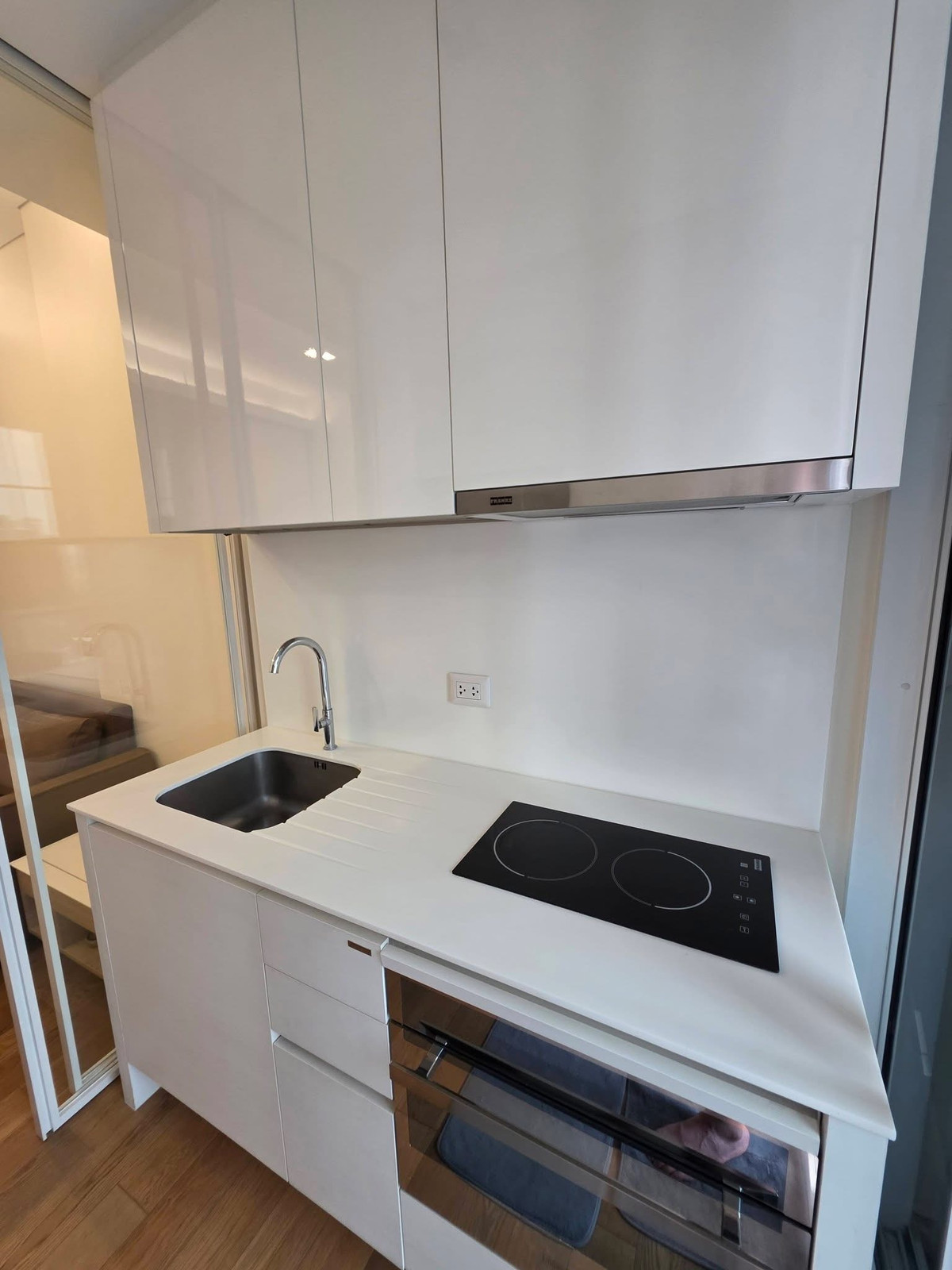 ให้เช่าคอนโดลาดพร้าว เซ็นทรัลลาดพร้าว : ให้เช่า ✨ The Saint Residences ✨ เฟอร์นิเจอร์ และ เครื่องใช้ไฟฟ้าครบ ใกล้ BTS ห้าแยกลาดพร้าว