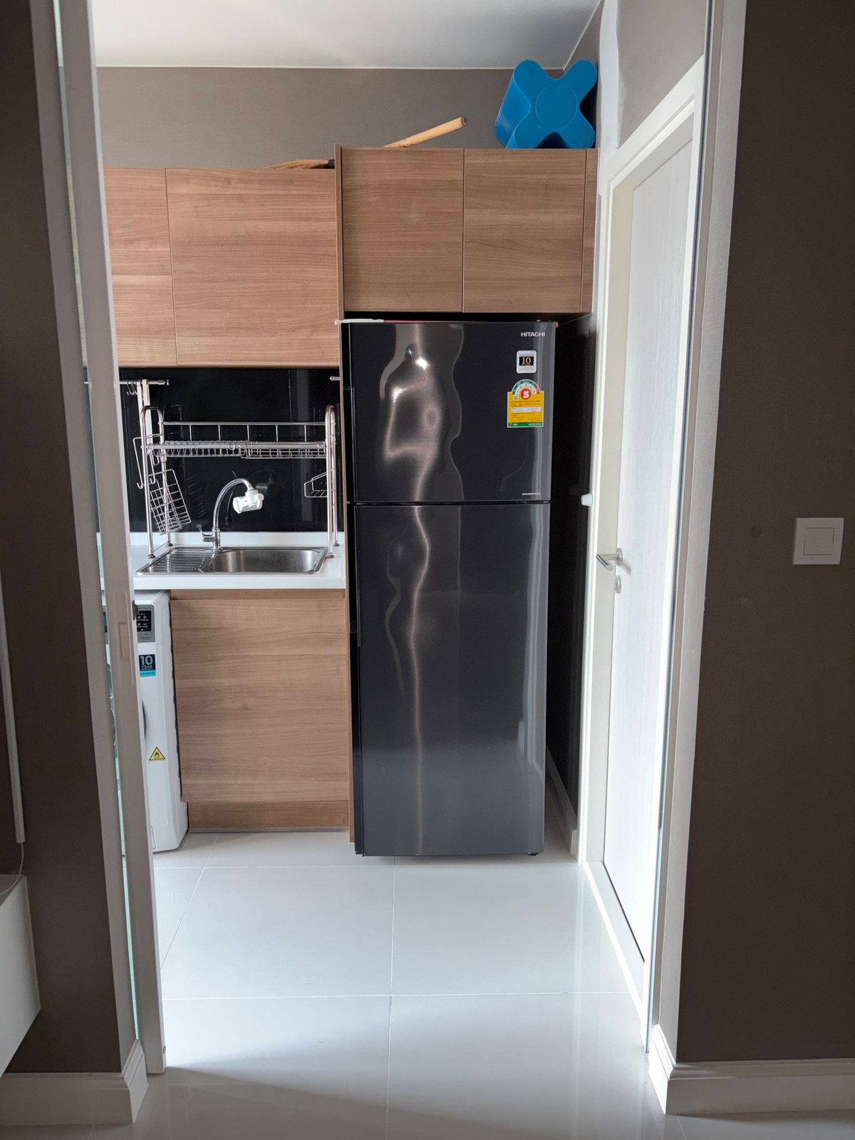 For RentCondoSamut Prakan,Samrong : For rent, corner room, 66 sq m, 2 bedrooms, 2 bathrooms, Building A, 18th floor, The Metropolis Samrong Interchange Condo.