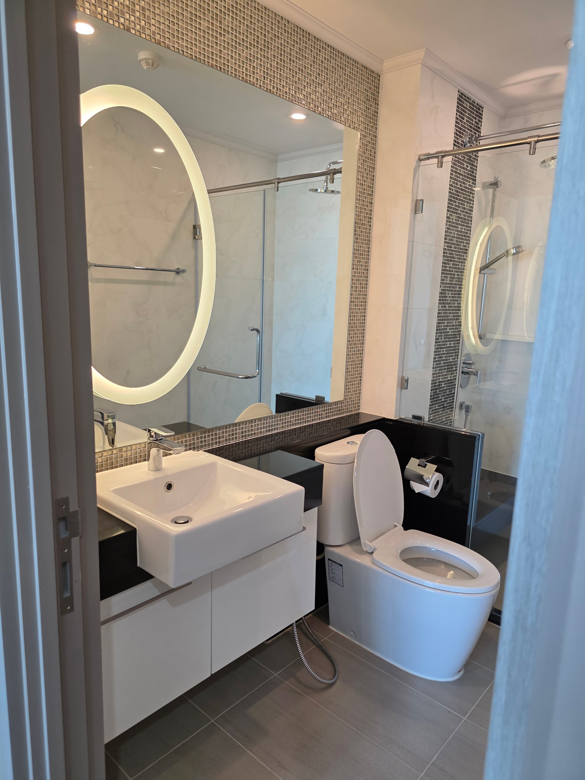 ให้เช่าคอนโดสุขุมวิท อโศก ทองหล่อ : 🔥ให้เช่าด่วน🔥ศุภาลัย โอเรียนทัล สุขุมวิท 39 ห้องกว้างมาก เฟอร์นิเจอร์ครบพร้อมเข้าอยู่ ใกล้ BTS พร้อมพงษ์