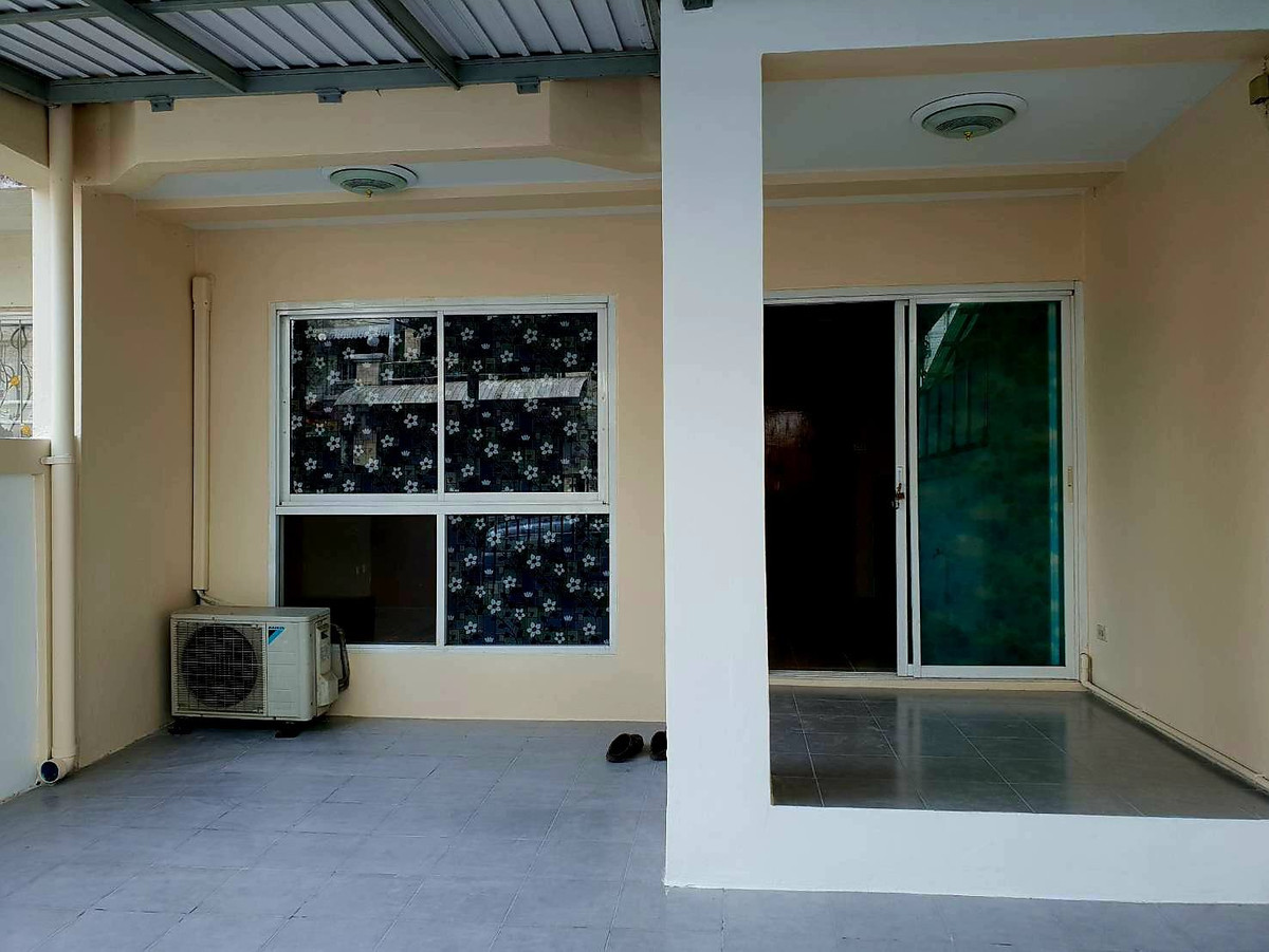 ทาวน์โฮมเกษตร นวมินทร์ ลาดปลาเค้า : ขาย / ให้เช่า ทาวน์โฮม 3 ชั้น ทำเลนวลจันทร์ ใกล้โรงเรียนและรถไฟฟ้า  หมู่บ้านปรัชญา – นวลจันทร์ 36