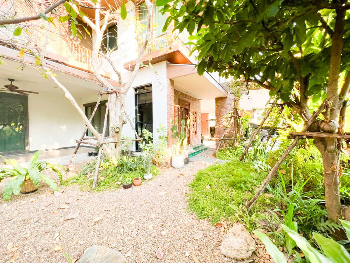 ให้เช่าบ้านพัฒนาการ ศรีนครินทร์ : บุราสิริ พัฒนาการ / 4 ห้องนอน (เช่า), Burasiri Pattanakarn / 4 Bedrooms (FOR RENT) FONT056