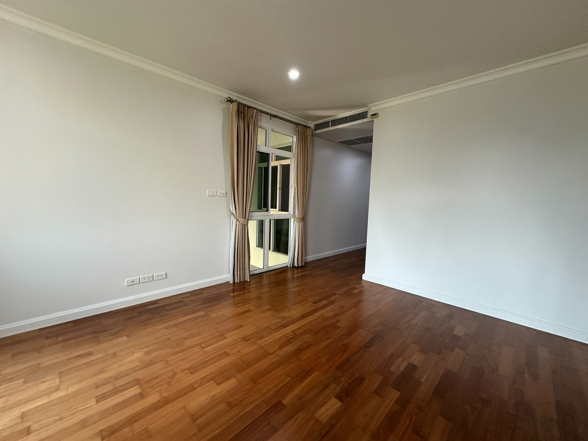 For RentCondoSukhumvit, Asoke, Thonglor : For rent: The Cadogan Private Residence, wide space, very good price, in the heart of the city, convenient to travel.