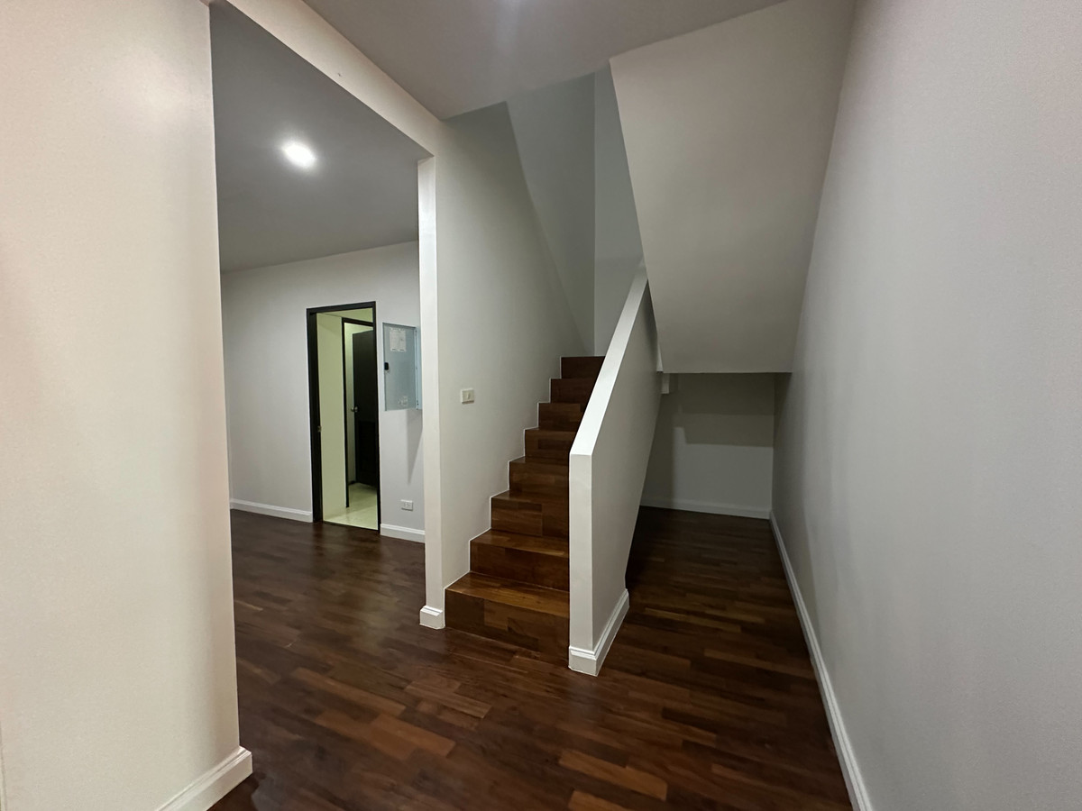 For RentCondoSukhumvit, Asoke, Thonglor : For rent: The Cadogan Private Residence, wide space, very good price, in the heart of the city, convenient to travel.