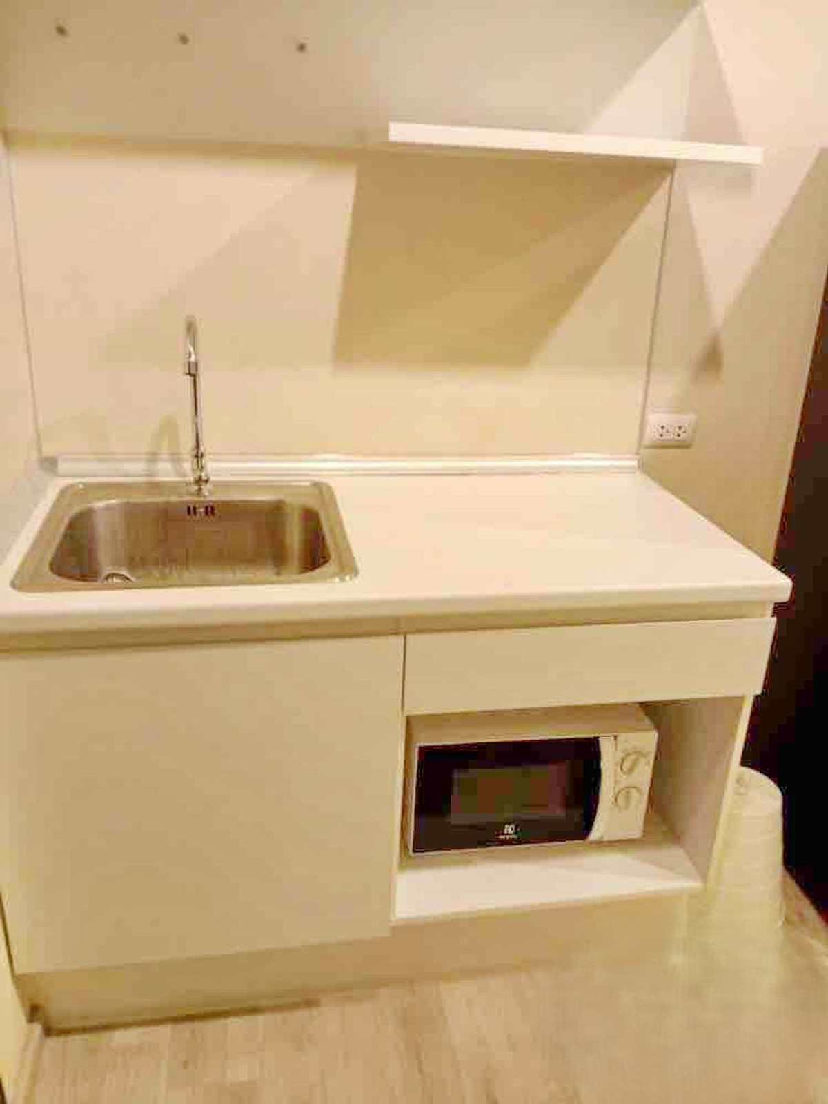 For RentCondoNonthaburi, Bang Yai, Bangbuathong : For rent: Plum Condo Central Station Phase 2 King Size Bed (6 ft)