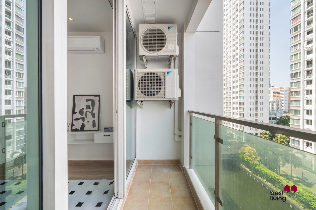 For SaleCondoRama9, Petchburi, RCA : Condo TC Green Rama 9, large room 39 sq m, near Central Rama 9.