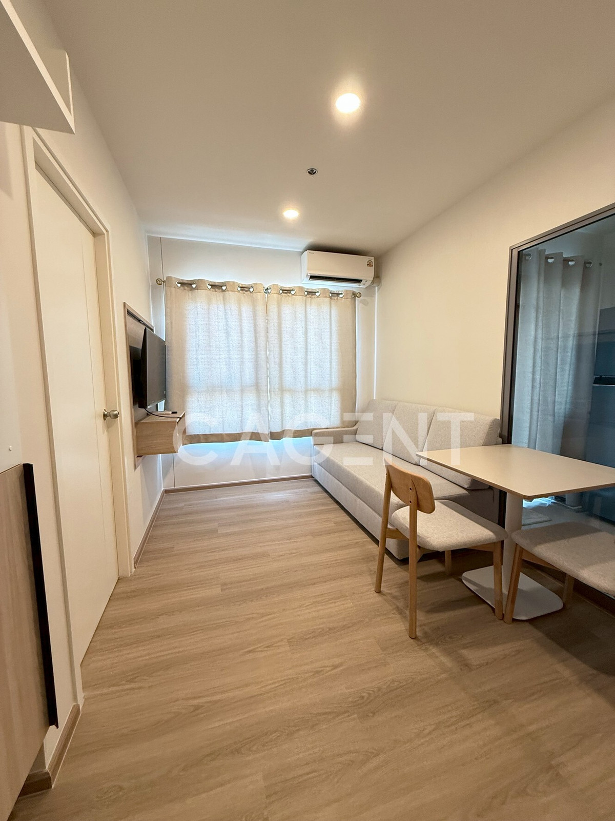 ให้เช่าคอนโดนครปฐม : Escent Nakhonpathom เอสเซ็นท์ นครปฐม คอนโด High Rise ติดเซ็นทรัล นครปฐม พร้อมส่วนกลางชั้นดาดฟ้า