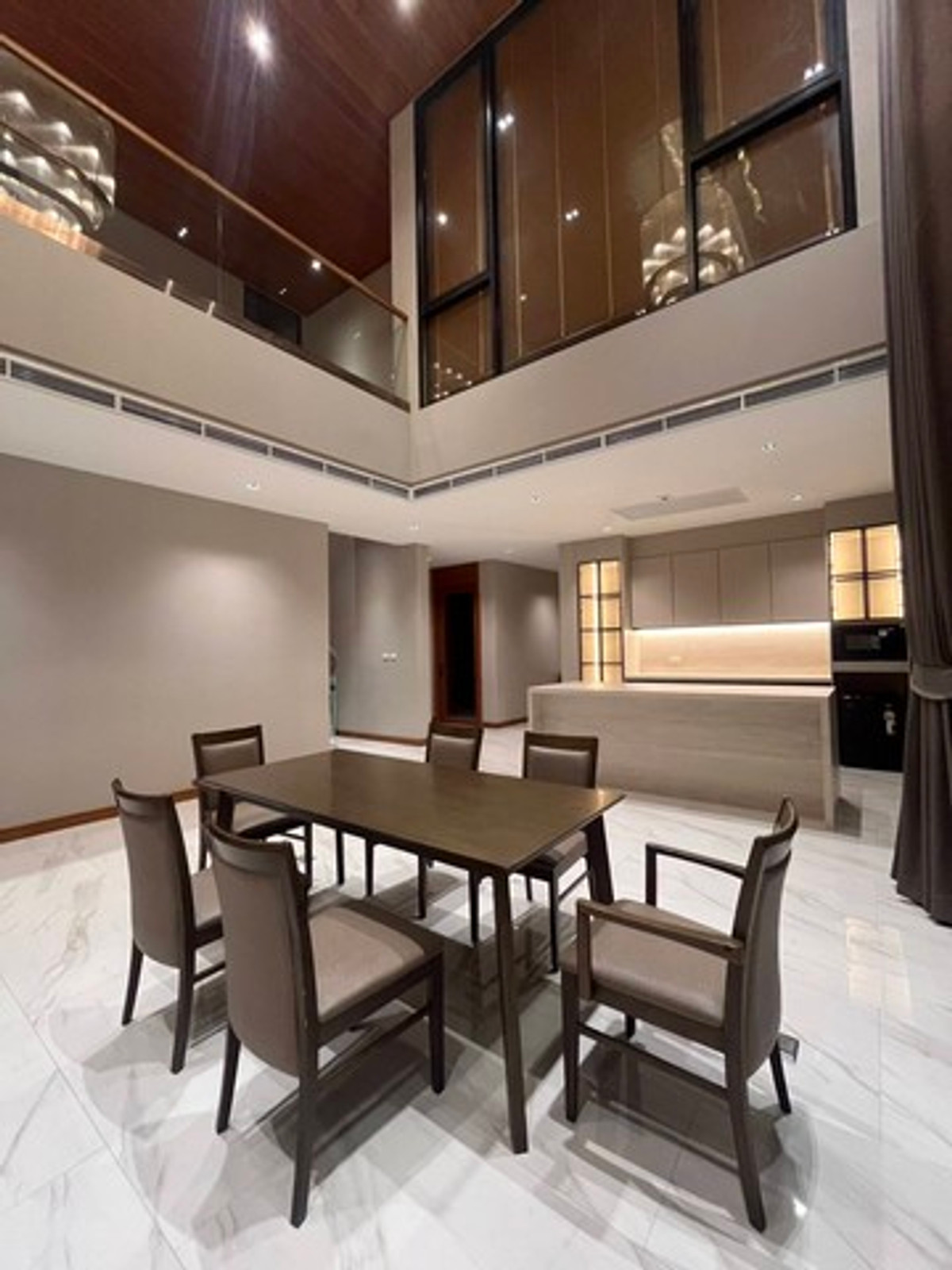 For RentHouseBangna, Bearing, Lasalle : HR3281 Luxury detached house for rent, Evergreen Bangna Km. 5, area 610 sq m., near ICS International School and Patana.