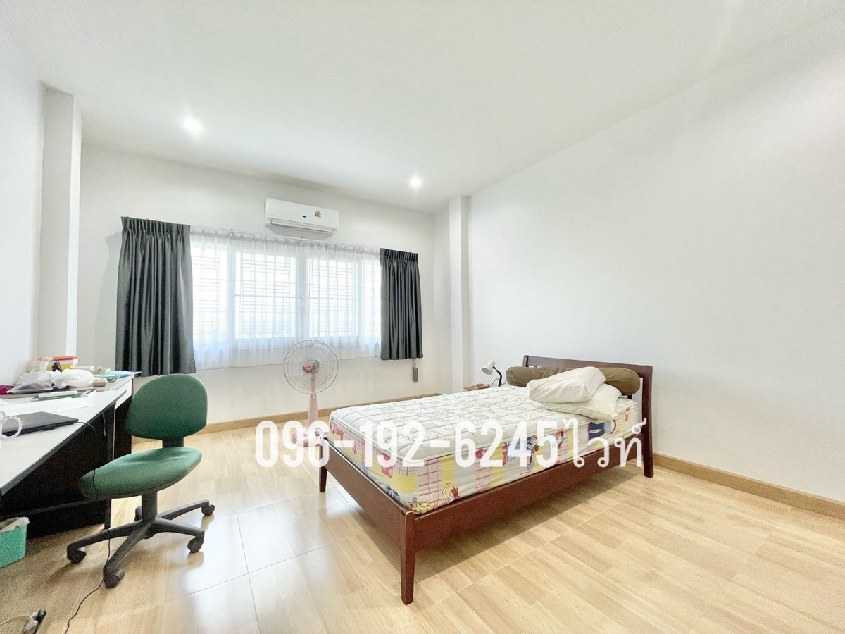 ขายบ้านเกษตร นวมินทร์ ลาดปลาเค้า : ขายบ้าน นวมินทร์ 24 บ้านเดี่ยวนวมินทร์ จอดรถ 5 คัน แถมโซล่าเซลล์ ประหยัดค่าไฟ