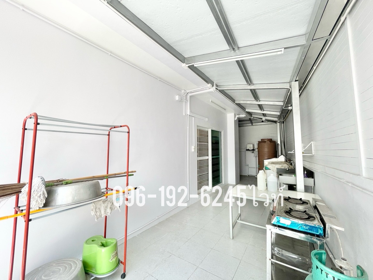 ขายบ้านเกษตร นวมินทร์ ลาดปลาเค้า : ขายบ้าน นวมินทร์ 24 บ้านเดี่ยวนวมินทร์ จอดรถ 5 คัน แถมโซล่าเซลล์ ประหยัดค่าไฟ