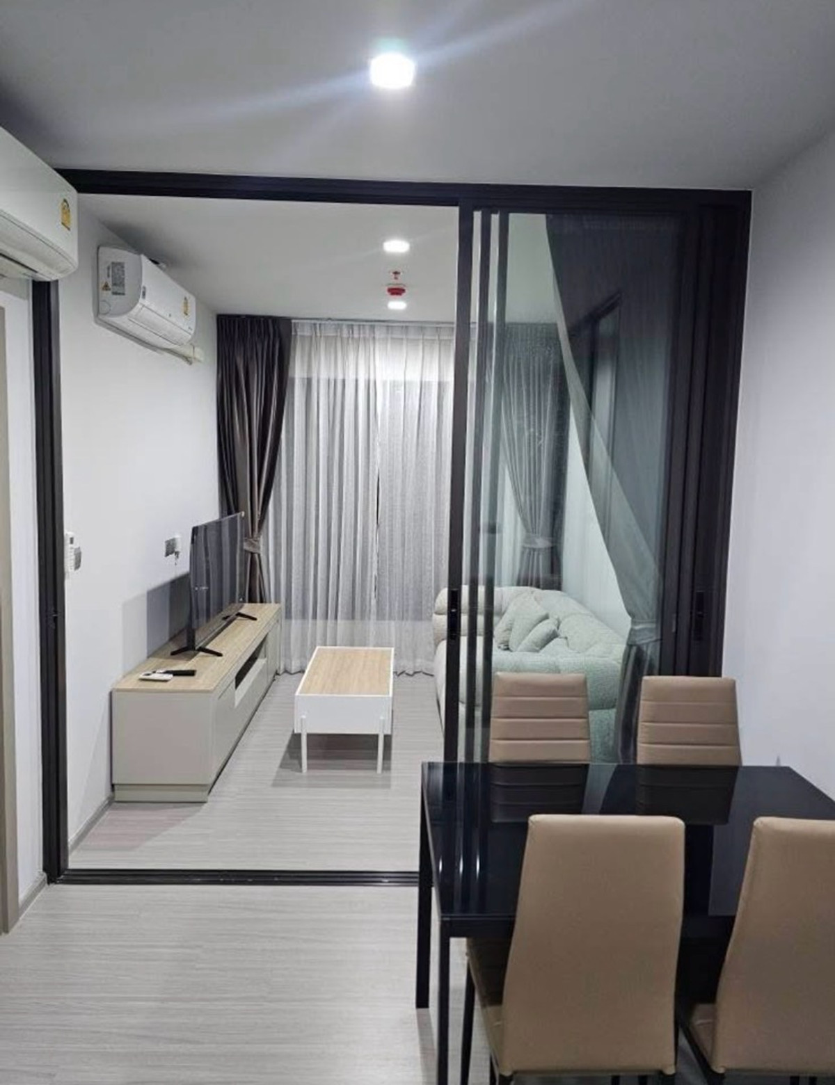 ให้เช่าคอนโดพระราม 9 เพชรบุรีตัดใหม่ RCA : #Z4899💥 090369 🔥ให้เช่าคอนโด Life Asoke - Rama 9