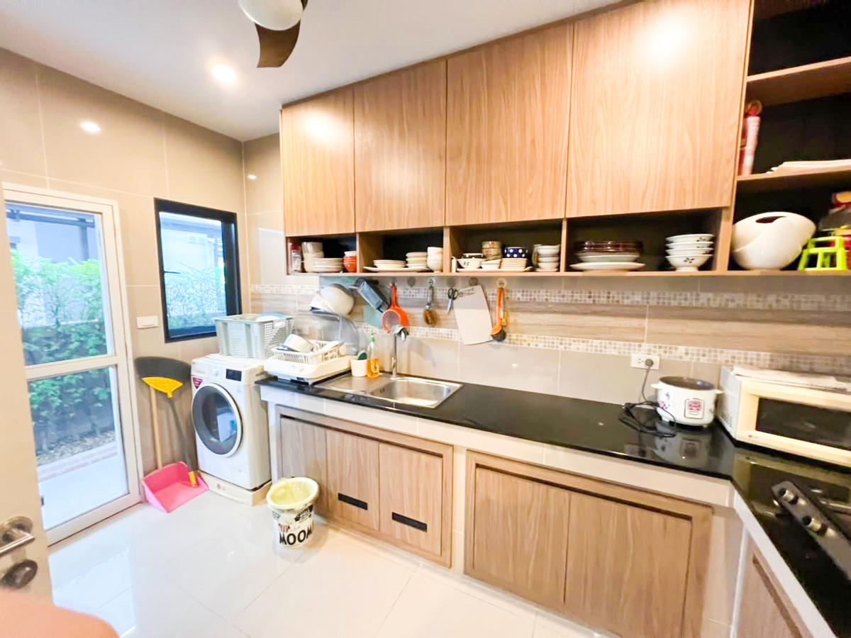 ให้เช่าบ้านพัฒนาการ ศรีนครินทร์ : บุราสิริ พัฒนาการ / 4 ห้องนอน (เช่า), Burasiri Pattanakarn / 4 Bedrooms (FOR RENT) FONT056